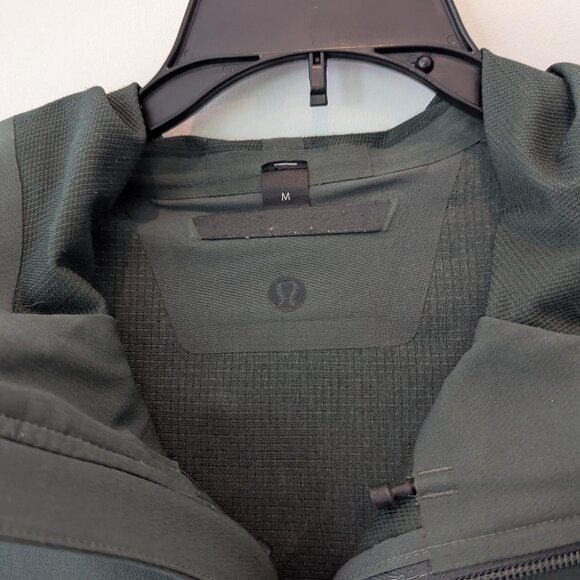Lululemon Mens Front Zip Jacket Size M - Picture 3 of 5